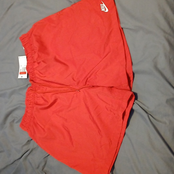 Nike Club Mens Woven Flow Shorts - Red - Picture 5 of 8
